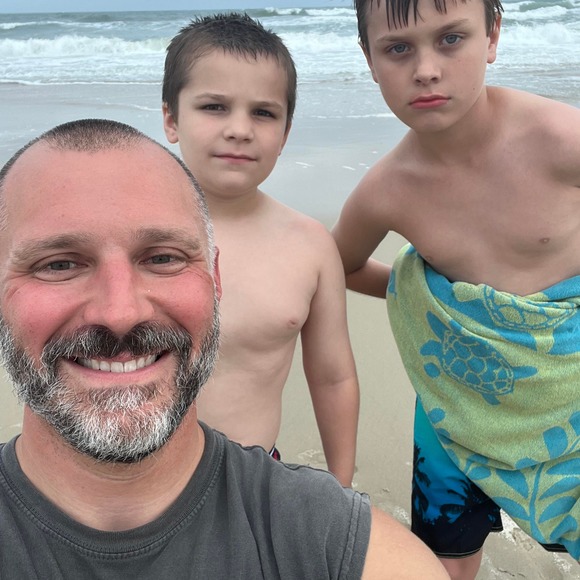 Meet your Posher, Andrew - Picture 1 of 1